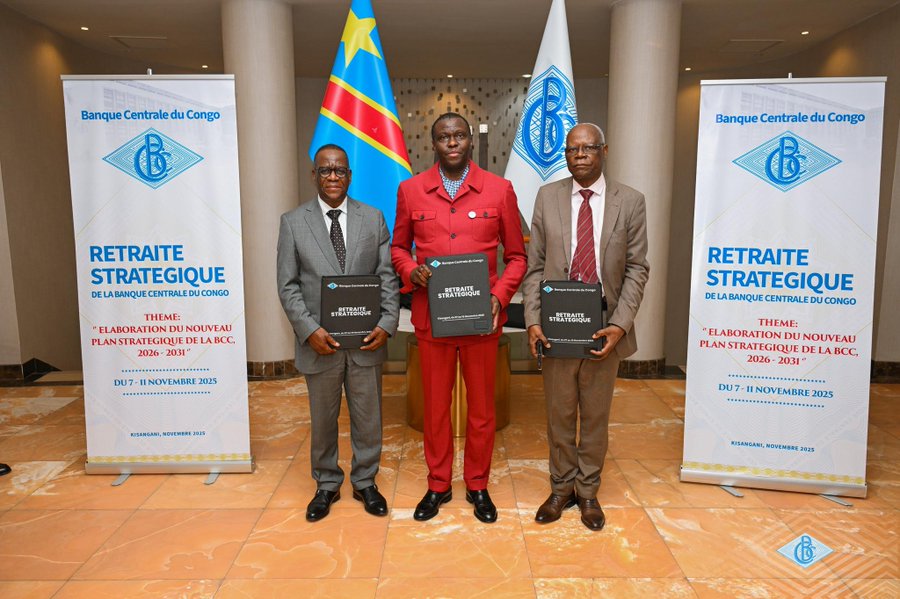 HTshivuadi's tweet image. Le Gouverneur #André_Wameso a séjourné à Kisangani (07–11 nov.) dans le cadre de la retraite du Conseil de la @BCC_RDC dédiée à l’élaboration du prochain Plan Stratégique de l’Institut d’Émission, désormais appelé « Plan Stratégique de Kisangani ». #BCC #RDC🇨🇩