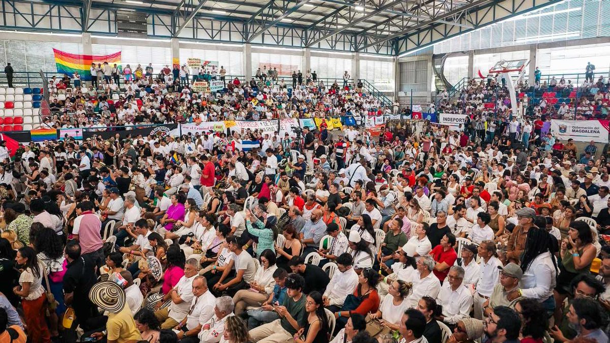 ApacheVillalba's tweet image. Si el Águila Dorada ataca al Cóndor, despertará al Jaguar Americano.

Participamos de la III Cumbre de los Pueblos de América y el Caribe, realizada en Colombia, en el marco de la Cumbre CELAC –UE

🌎 Los pueblos de América queremos vivir en paz, con soberanía y justicia social.