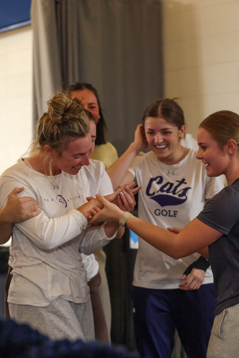 MSUBobcatsGolf's tweet image. 𝐂𝐞𝐥𝐞𝐛𝐫𝐚𝐭𝐢𝐧𝐠 𝐨𝐮𝐫 𝐜𝐡𝐚𝐦𝐩𝐢𝐨𝐧 🤩

Maddie received her Big Sky Championship ring on Monday, and we couldn&apos;t be prouder 💙💛

#WYP | #GoCatsGo