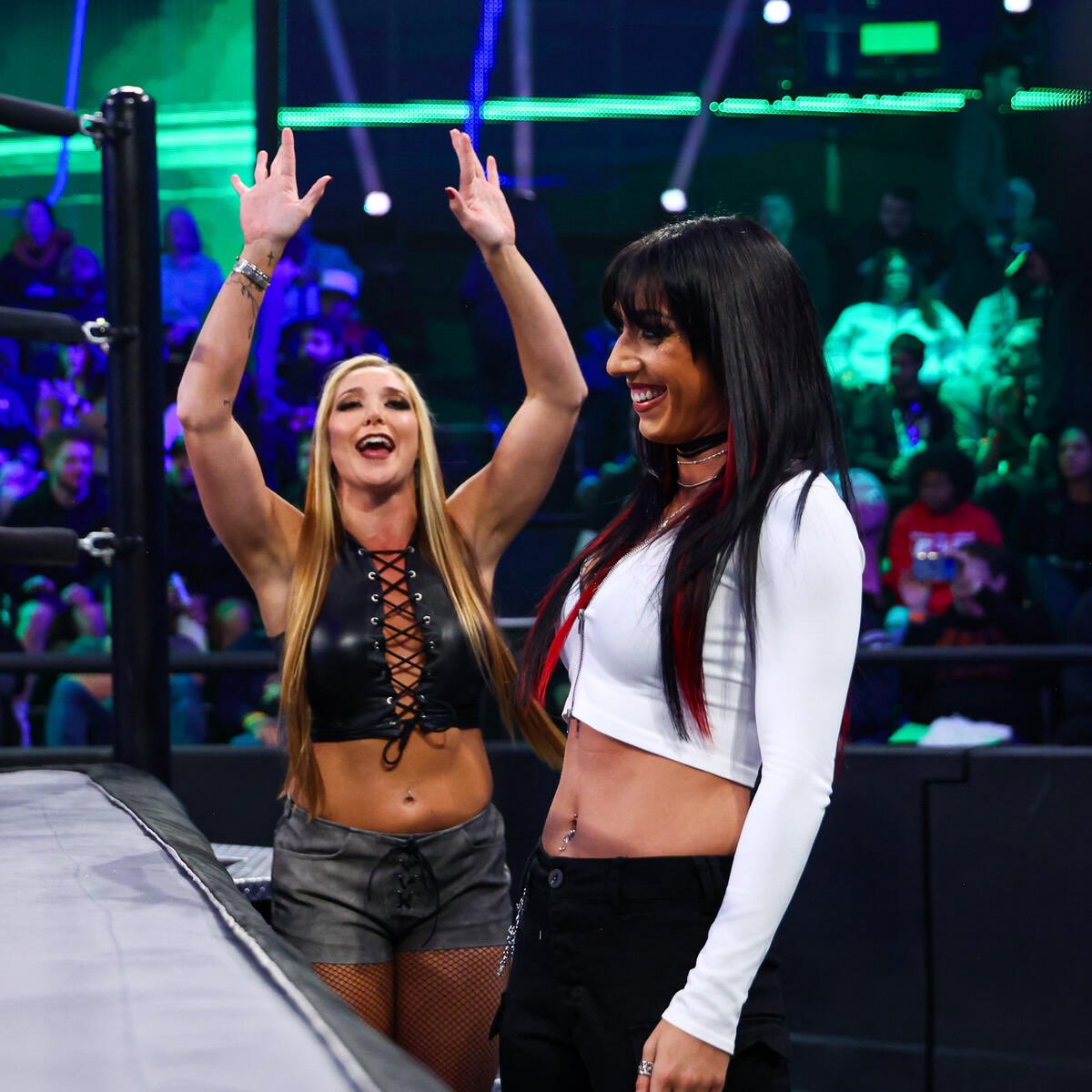 I lead, you follow. 𖥟 NOT @jacyjaynewwe. tweet media