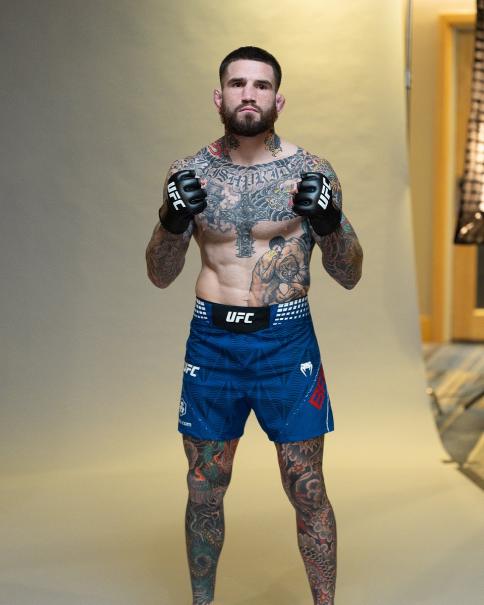 ufc's tweet image. Getting through fight week 👊 

Sean Brady | #VeChain #UFC322 

[ SAT NOV 15 | 10pmET on @ESPN PPV ]