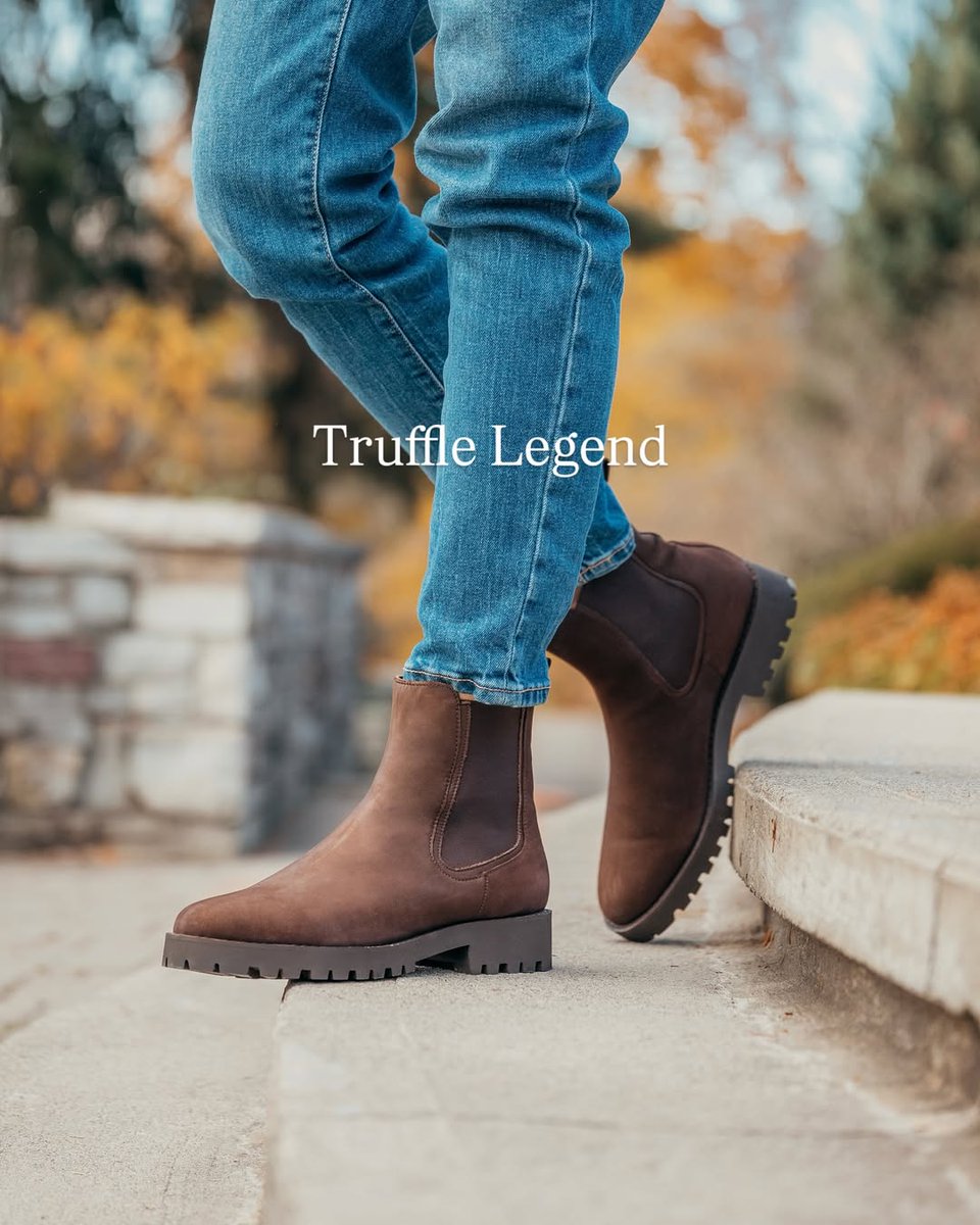 ThursdayBootCo's tweet photo. The boots we canβt stop reaching for. π€
#ThursdayBoots
#WomensBoots
#BootsforFall
#FallTrends https://t.co/mIJKpAGh1s