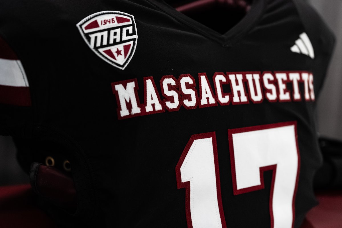 UMass Football tweet media