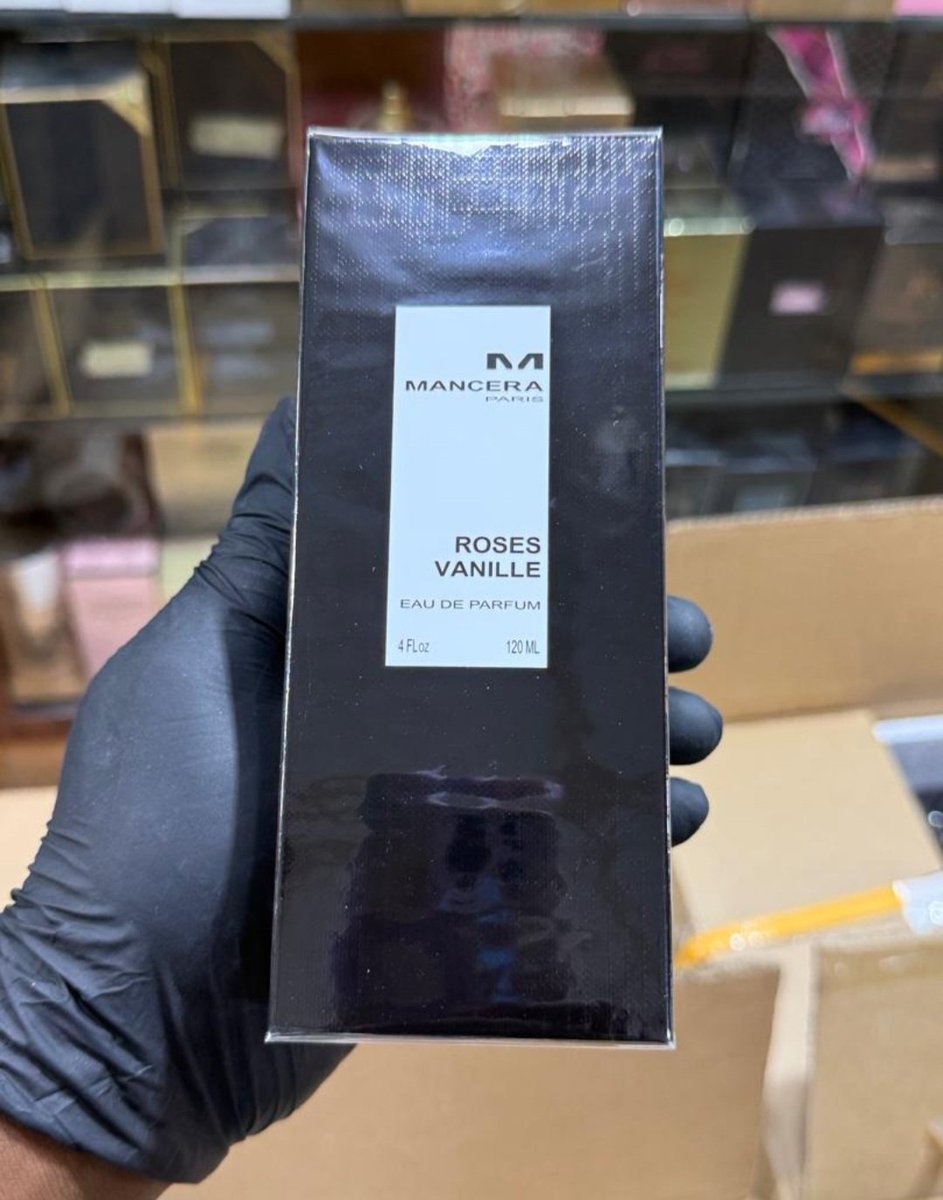 NseIkpe3's tweet image. Roses vanille Mancera. 
N145,000.