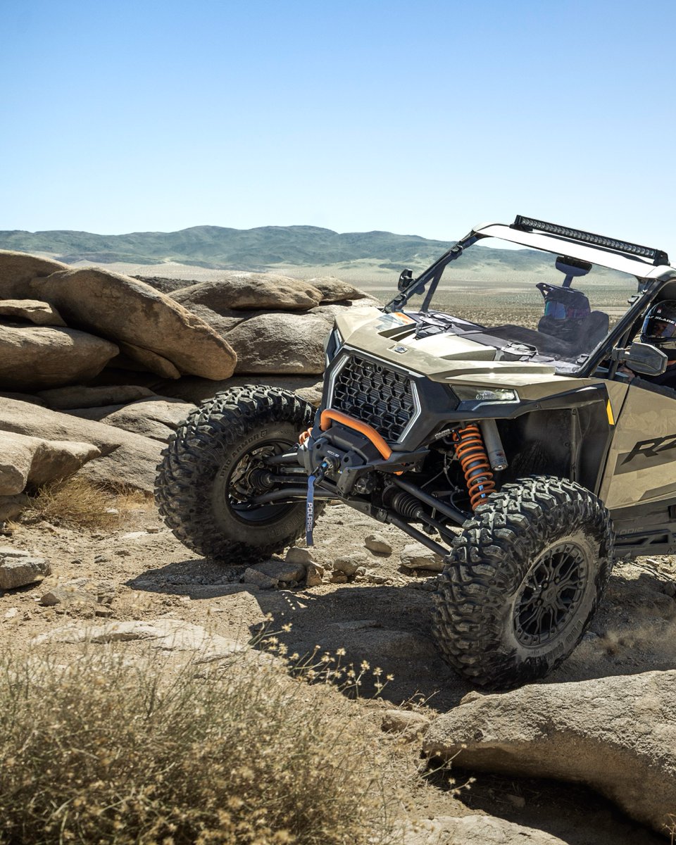 PolarisRZR's tweet image. Desert dust ➡️ rock climbs