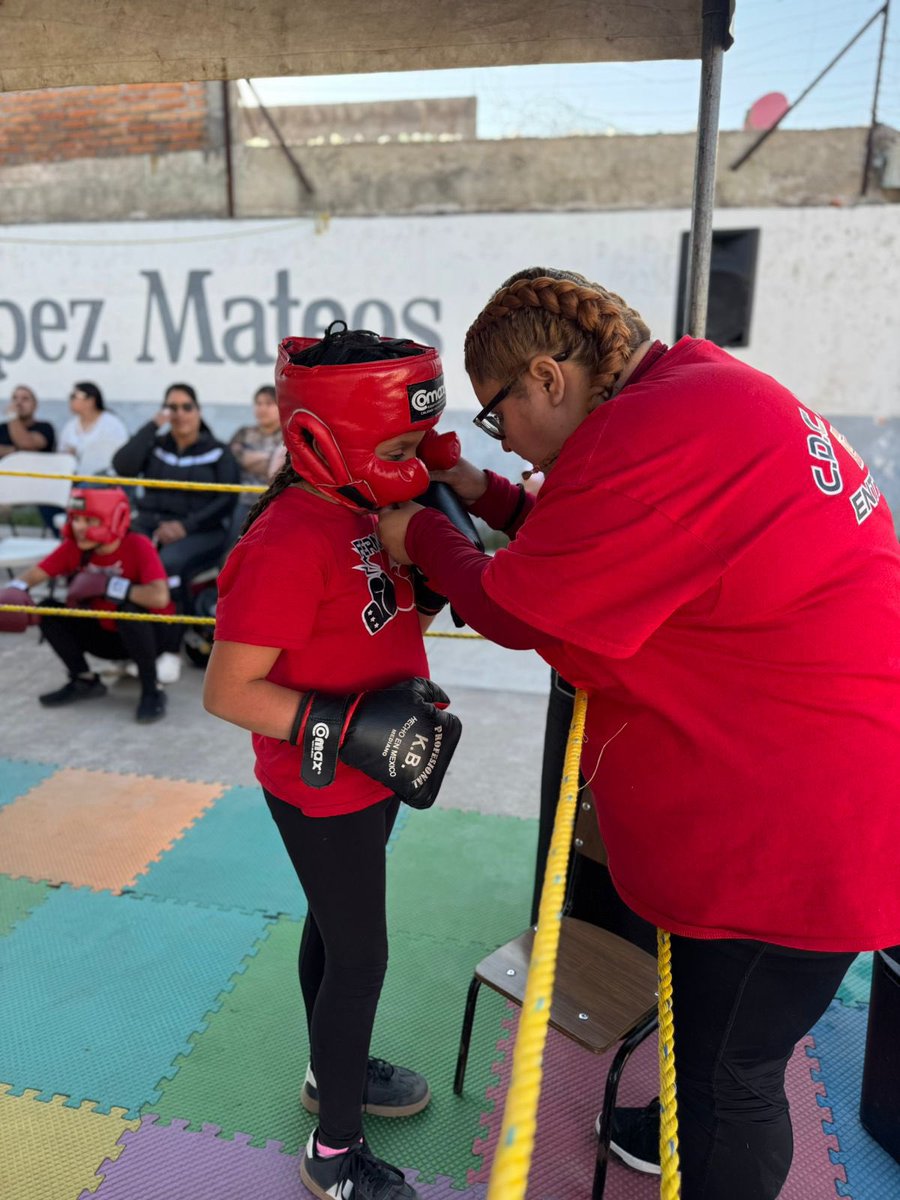 LaloSerranoZ's tweet image. #LaserInformativo

#Durango|| Talento y convivencia en encuentro de box del @DIFMunicipalDgo 
 
Como parte de las actividades que se realizan en los Centros de Desarrollo del DIF Municipal, se llevó a cabo un encuentro deportivo de box entre los usuarios de los centros San Carlos…