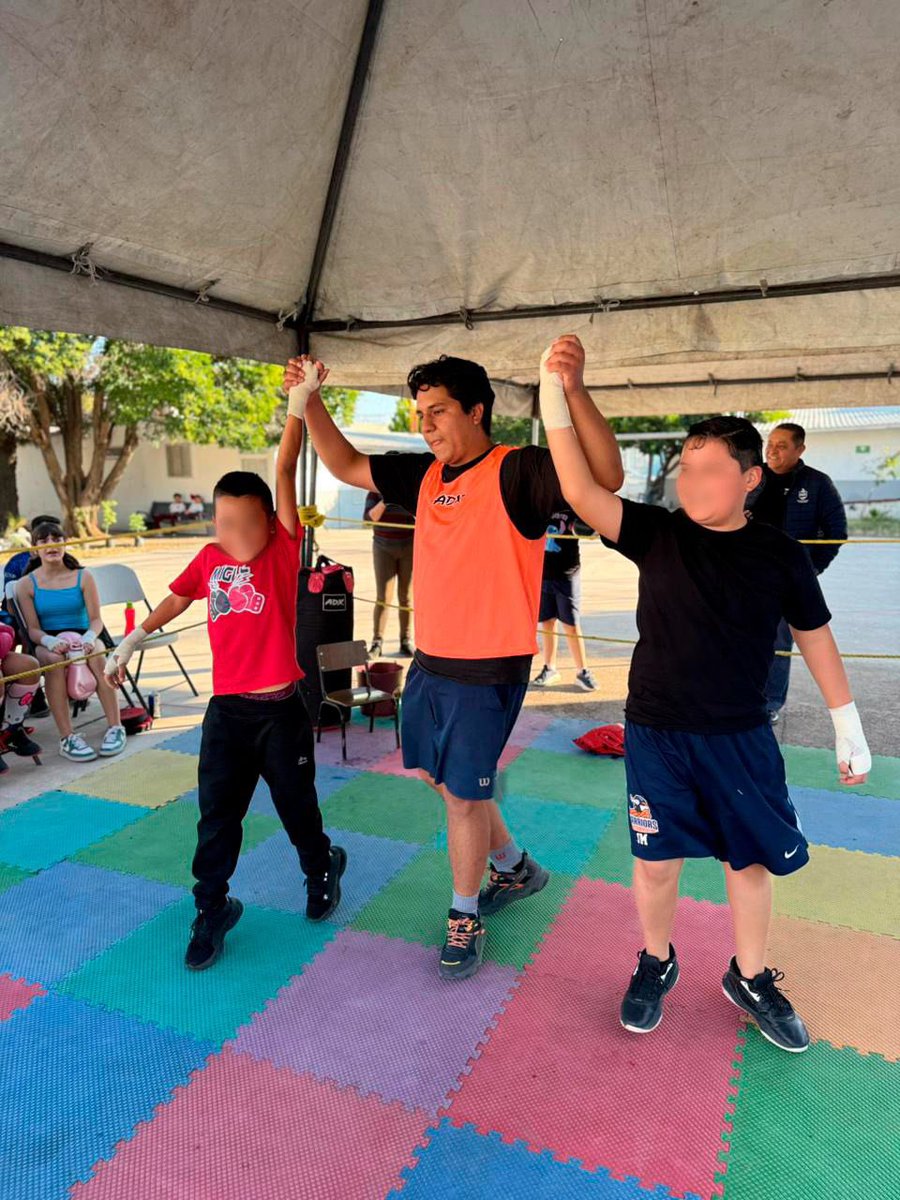 LaloSerranoZ's tweet image. #LaserInformativo

#Durango|| Talento y convivencia en encuentro de box del @DIFMunicipalDgo 
 
Como parte de las actividades que se realizan en los Centros de Desarrollo del DIF Municipal, se llevó a cabo un encuentro deportivo de box entre los usuarios de los centros San Carlos…