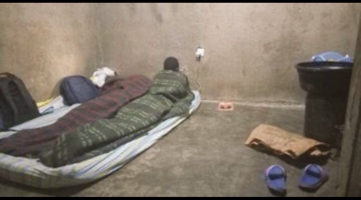 Me after a long day of tweeting about DJ Zinhle &amp; Morda who are Millionaires 😭😭