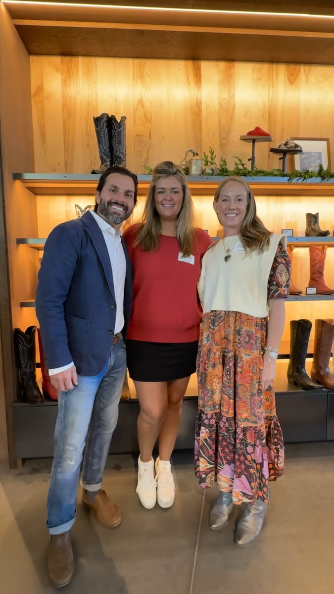 InfocenterIO's tweet image. We had a great time connecting with customers today at Tecovas in Charlotte. 🤠

Just like the perfect pair of boots 👢, #AI is about finding the right fit tailored to each organization’s unique needs. We’re here to help you step confidently into the future of transformation. 🚀