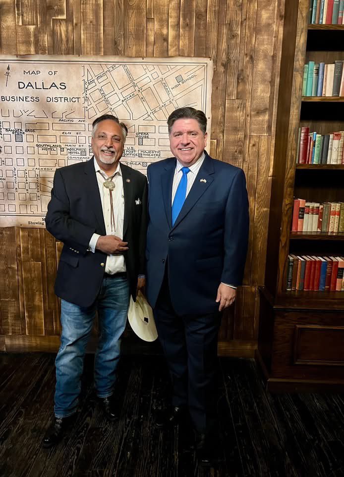 DoctorLalani's tweet image. #DemocracyDefender 
Thank you @GovPritzker for helping @TexasHDC fighting for democracy #TogetherWeWin #Lalani76
