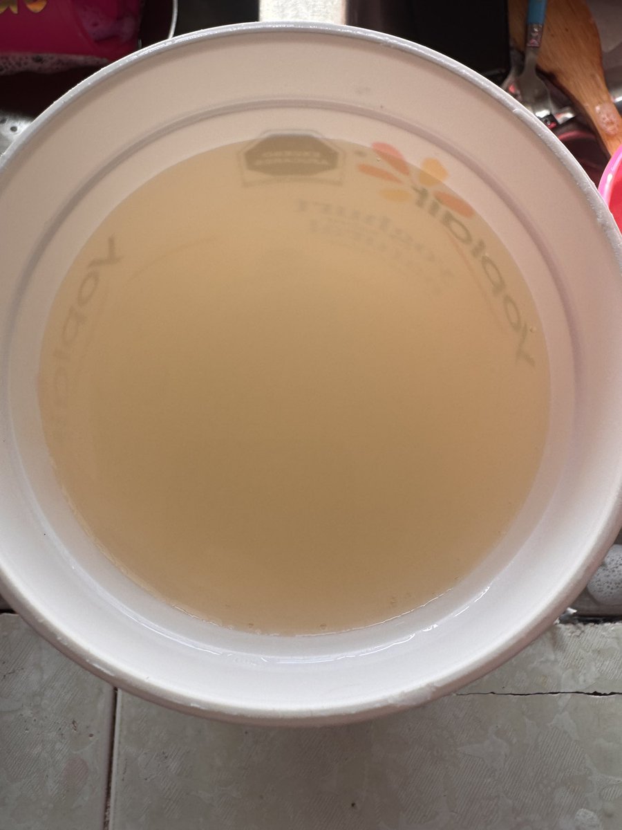 SoyYaneth_4's tweet photo. @AguasdeSaltillo es normal que esté saliendo así el agua??? https://t.co/nIZ5n7ckPG