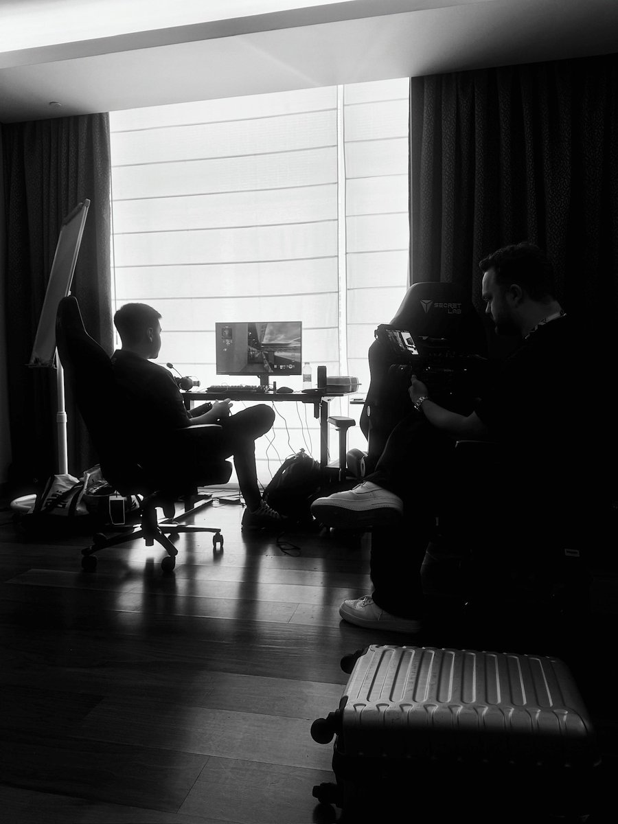 OpTic Roger tweet media