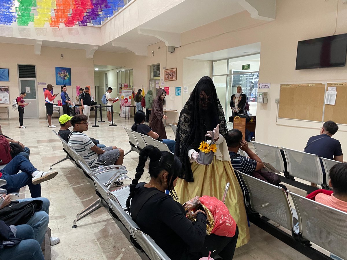 Leyendas mexicanas: La Quemada, Macario y tributo a Joan Sebastián.
Colaboración Secretaría de Cultura CDMX y Clínica Condesa, por la salud integral y el acceso cultural. #PrevenciónEsSalud
#TeatroParaTodos #CulturaCDMX