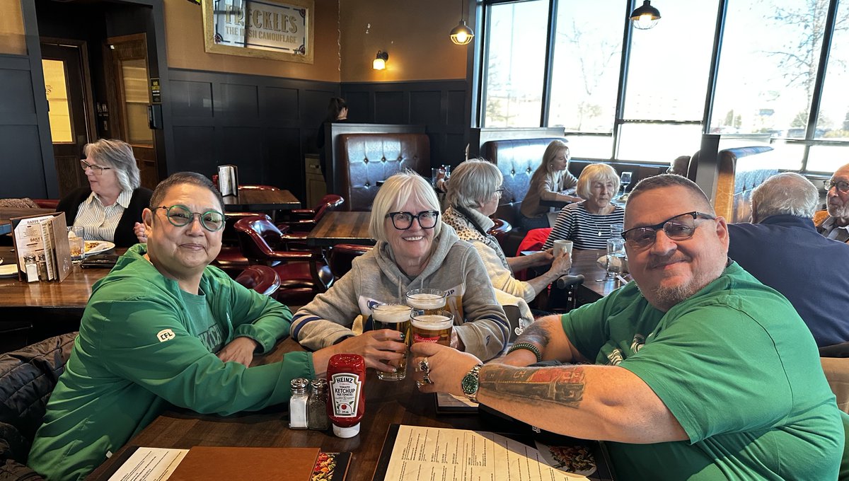 Rider Charm tweet media