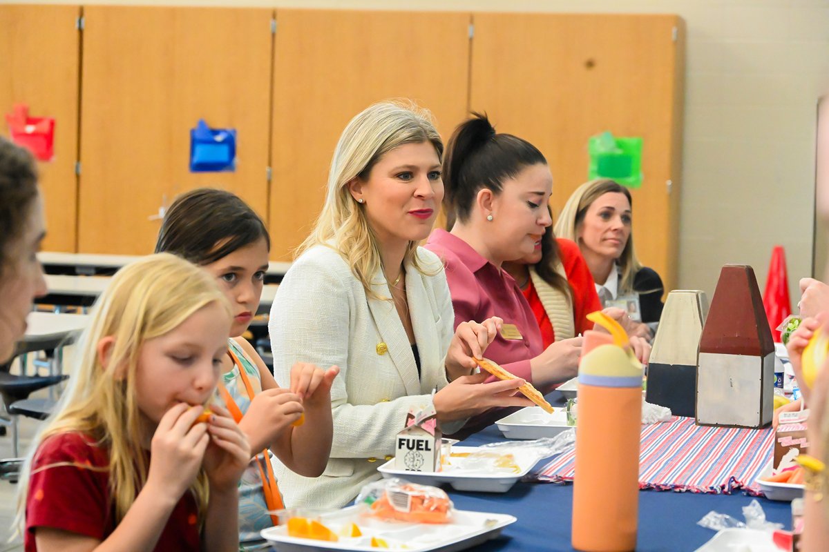 Brittney B. tweet media