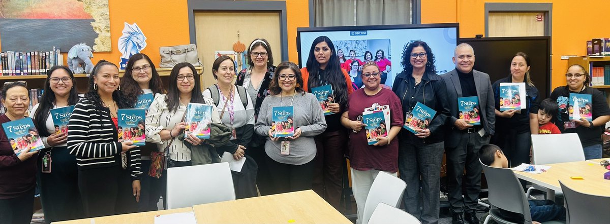 hugo_bil's tweet image. Great session with our exceptional @HBGElementary teachers! Focused on promoting academic language and encouraging the use of complete sentences to foster student success. @Seidlitz_Ed @DRMLARA @DrH_OnTheEdge @JRod_EISD @ednanesnu @CanalesItzamara @EdgewoodLeads