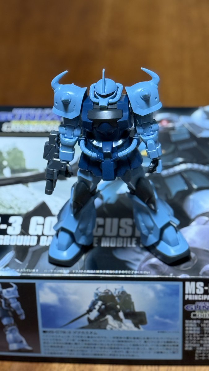 kuenzy's tweet image. 昨日の上げ忘れ
何故か急に組みたくなってパチ組みしたHGUC 1/144 グフカスタム
好みでシンプル武装（左右入れ替え）にした
カコイイ！

#ガンダム #ガンプラ #ROBOT魂 #gundam #ganpla #ガンプラ再販