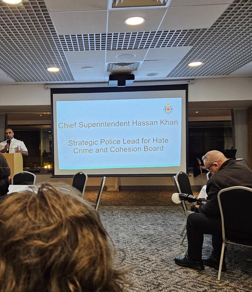 nadeem_ashfaq1's tweet image. Thanks to @LancsPolice for an important evening at Ewood Park. Valuable discussions with Senior Police Leaders on building trust and confidence in how we tackle hate-related incidents across Lancashire.