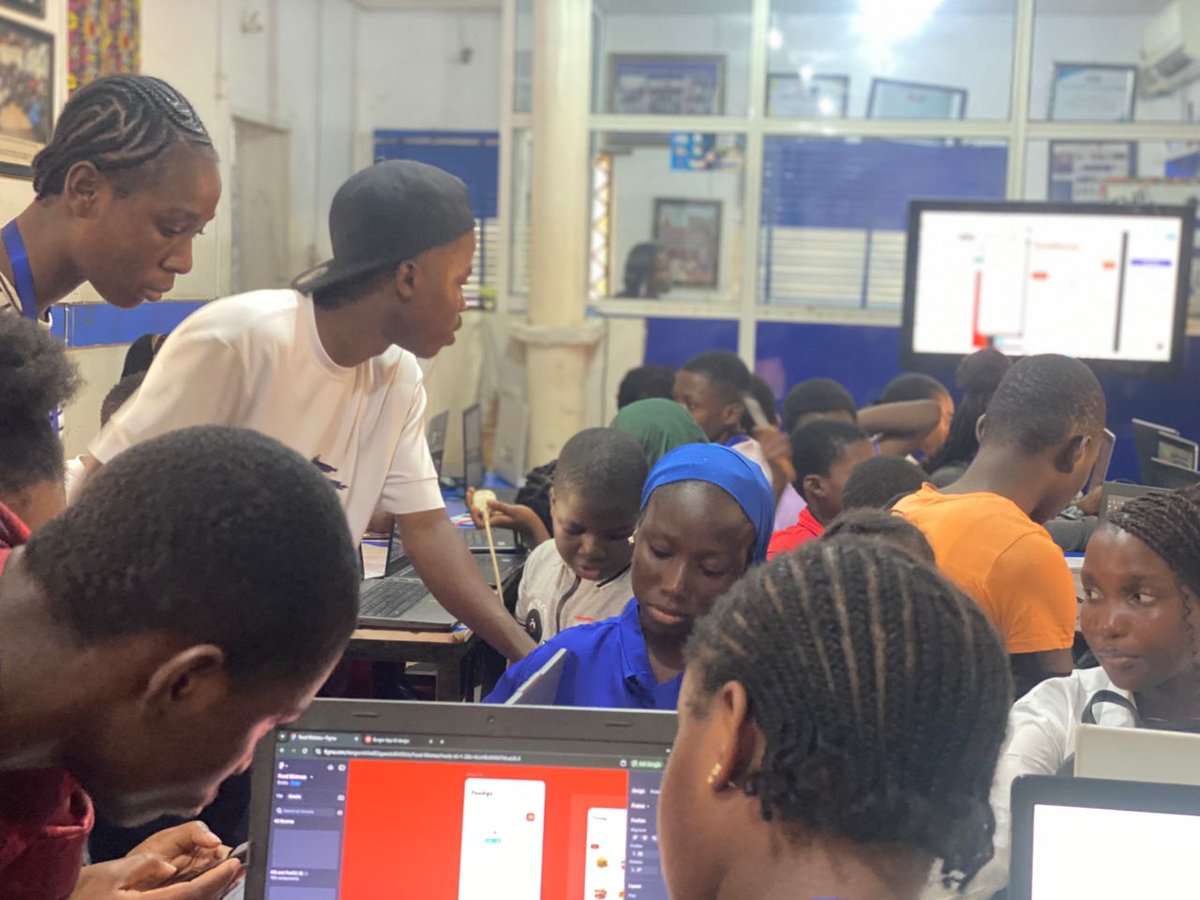 Spectre_Hub's tweet photo. The Teacher I Never Planned to Be
In primary school, no one raised their hand when asked who wanted to be a teacher — not even me.
Now, teaching is one of my greatest strengths.
Funny how purpose finds us even when we run from it. 

#TeachingJourney #ImpactOverEverything https://t.co/RS4azENJWG