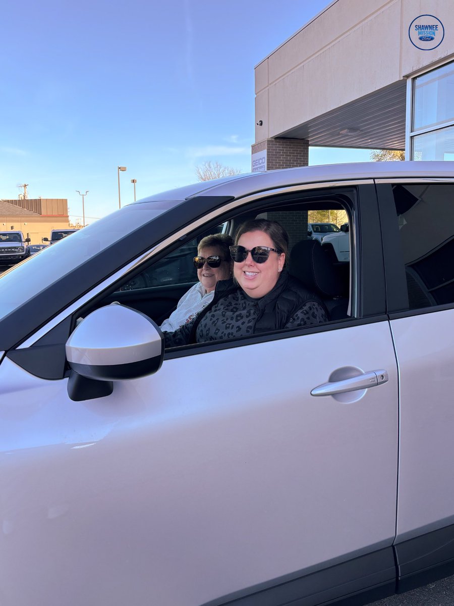 Andrea H drives home in her 2024 Nissan Rogue, thanks to Gary at Shawnee Mission Ford! 🚙💨

#NewCarDay #HappyCustomer
#ShawneeMissionFord #CarShopping
#DriveHappy #Sold #Congrats #DreamCar #CarSales #keystohappiness #ford #fordforlife #forddealership #carsales