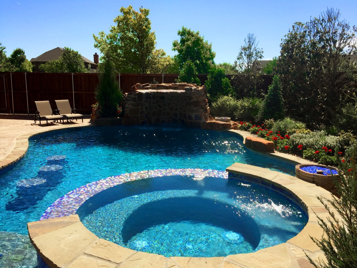 PrestigiousAma's tweet image. Turn your backyard into a private paradise. 🌴
Get your custom pool started now and have it ready by spring!
📲 Call 806.322.3155 or visit bit.ly/PrestigiousPoo…
#PrestigiousPools #CustomPools #BackyardOasis #AmarilloTX