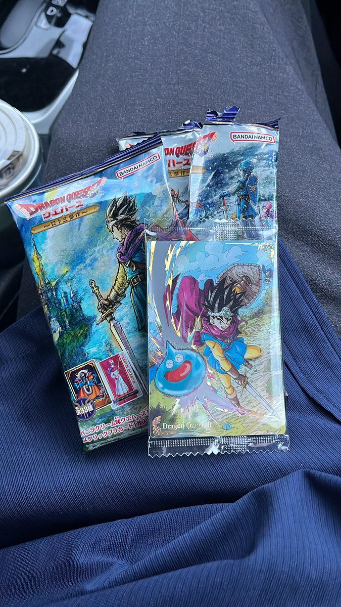 V11591360's tweet photo. 通勤途中のローソンでドラクエウエハースチャレンジ https://t.co/mVIx3PZ5LK