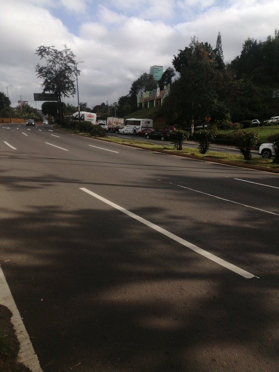 jrene84's tweet image. Todos unidos todos somos @upav_edu ya pagales @rocionahle #VeracruzEstaDeModa dónde quedo el dinero del personal que labora en #UPAV