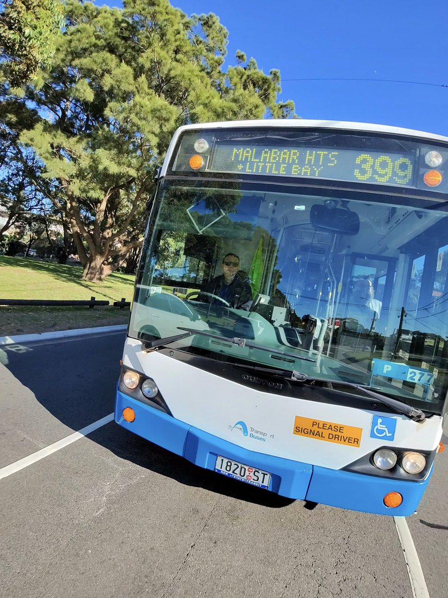 morisongroup's tweet photo. Bus driver almost side swipes me without a care #sydneybus #statetransit #Transportfornsw https://t.co/BAg6uUBzGr