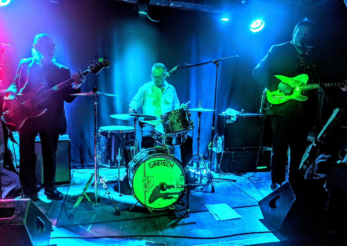 I saw the James Oliver Band at the Waiting Room in Stoke Newington. A fantastic blues band with bassist Norman Watt-Roy made for a fun and exciting evening.  Love live music.