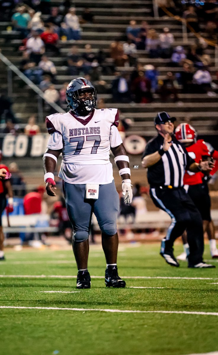 Macin James tweet media