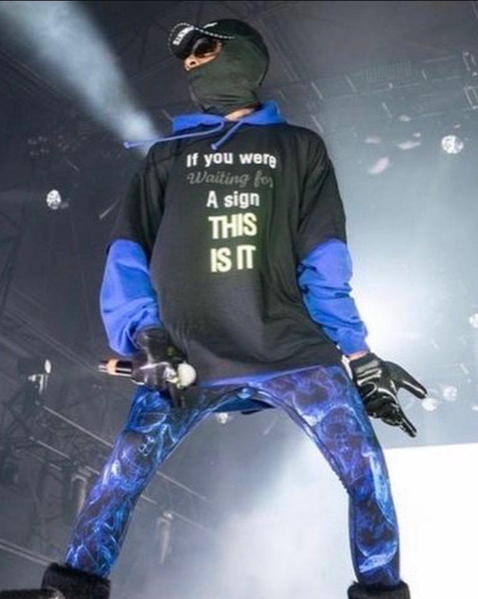 AwfulFitPics's tweet image. this era definitely NOT