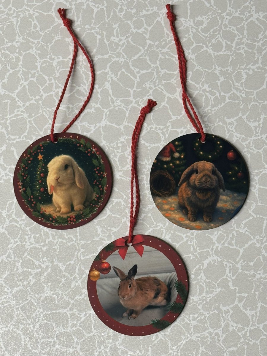 Friday’s new <a href="/carrotcottagerr/">Carrot Cottage Rabbit Rescue</a> Christmas decorations go live for sale first thing Friday morning over at jjrabbithouse.com who’s excited for more bunnies for their tree? Non UK? Message to order 🐰