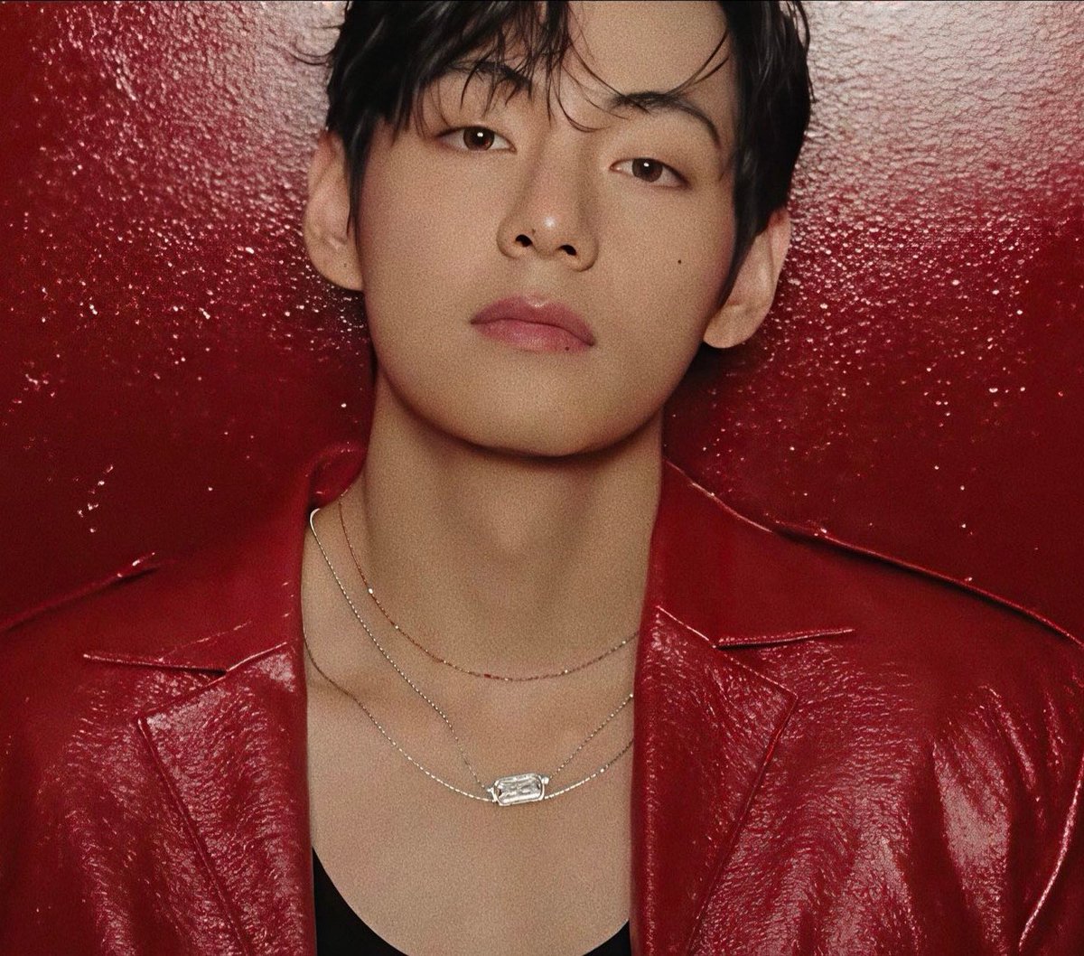 BANGT4NBEST's tweet image. DEJA TUS VOTOS POR TAEHYUNG, DA RT Y COMENTA (VOTO ILIMITADOS) 💜

+ I vote for #V for #PopGoldenAwards2025