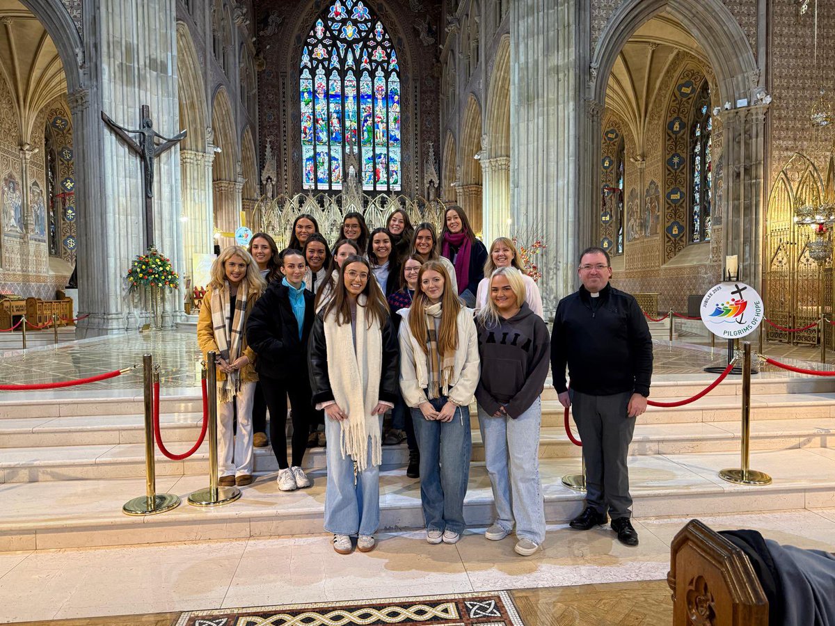 Anita Gracie tweet media