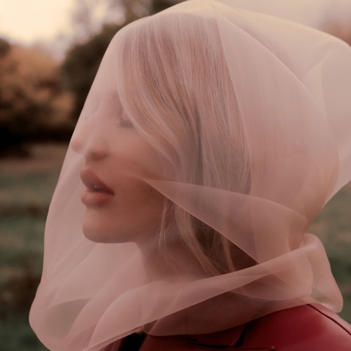 Ellie Goulding Updates tweet media