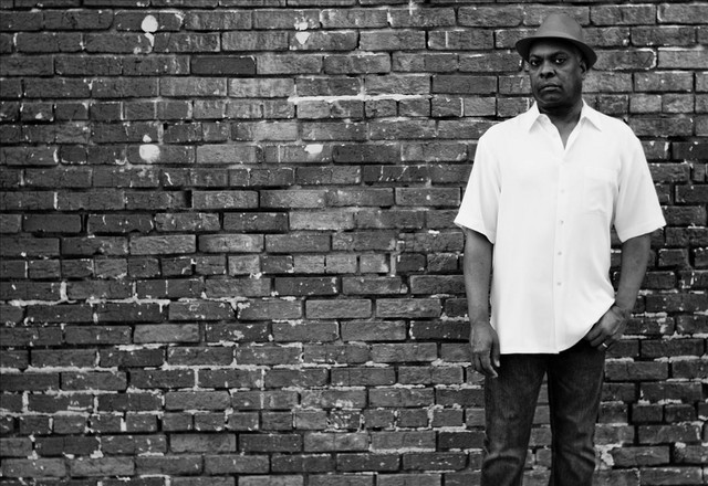 Happy 81st birthday to Booker T. Jones, born on this day in 1944. The groove master behind Booker T. &amp; the M.G.’s, he shaped the sound of soul and R&amp;B with timeless hits like “Green Onions.” A true legend of Memphis music.