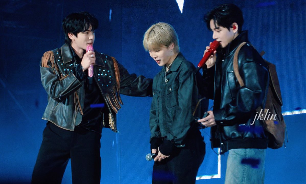 jkl75813663's tweet photo. #방탄소년단진 #BTS #석진 #진 #JIN #Jin_TOUR_ENCORE 
#RUNSEOKJIN_epTOUR_ENCORE https://t.co/WB7oxPDNDi