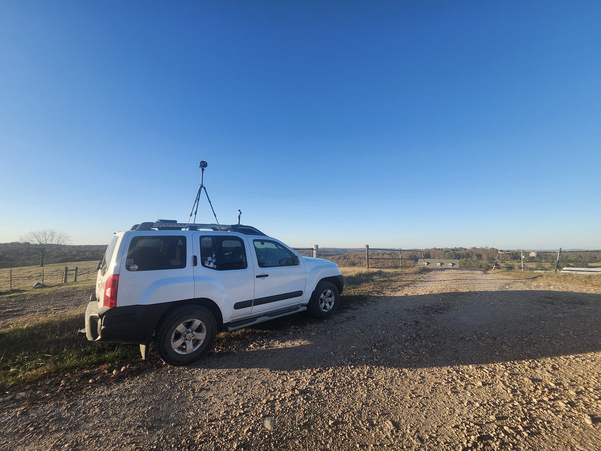 FallApollo's tweet image. All set up. Now we wait.
BRING ME THE FUNNY SKY LIGHTS