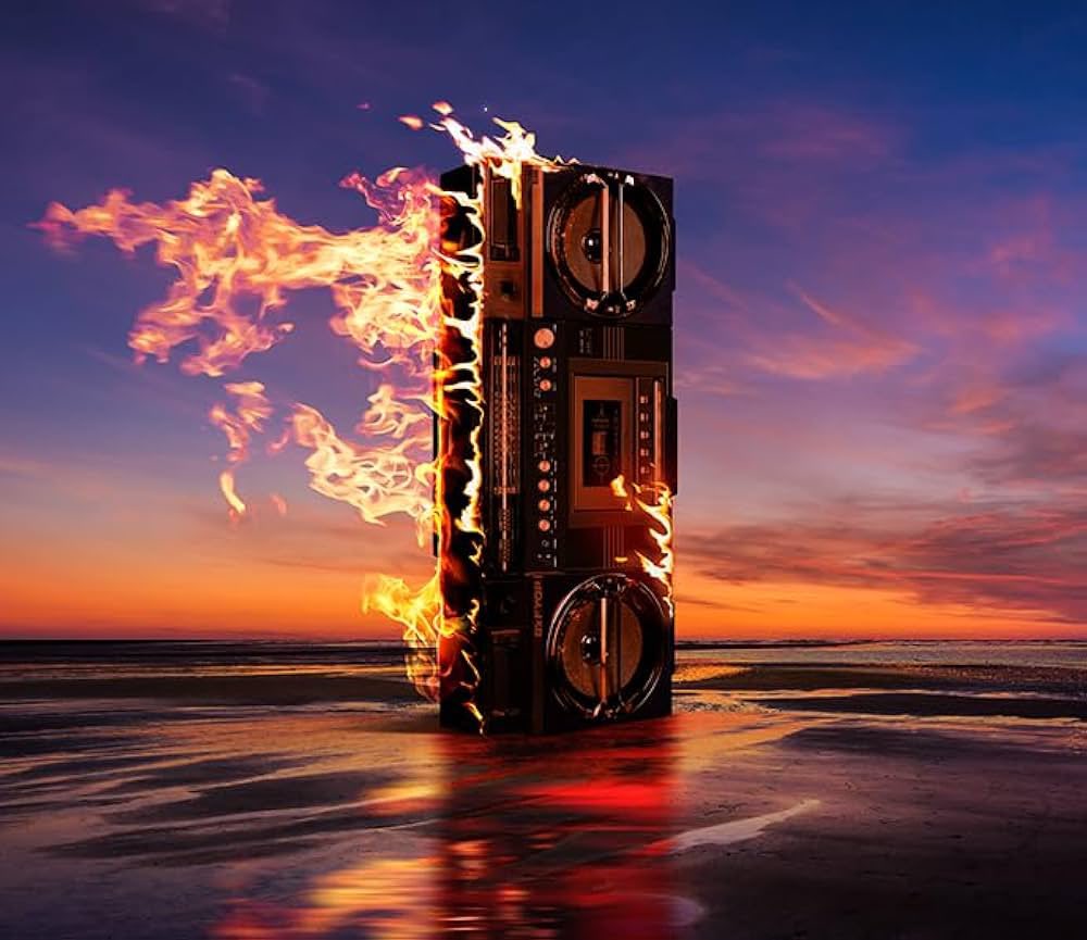 B’z LIVE-GYM 2025 -FYOP-

F   震えるハートを燃やしながら
Y   宵闇の荒野を疾走する
O  音のない世界でラジカセは灰になり
P   PURPLEの炎が静かに揺れる

2025年11月15日(土) B'zが始動する！