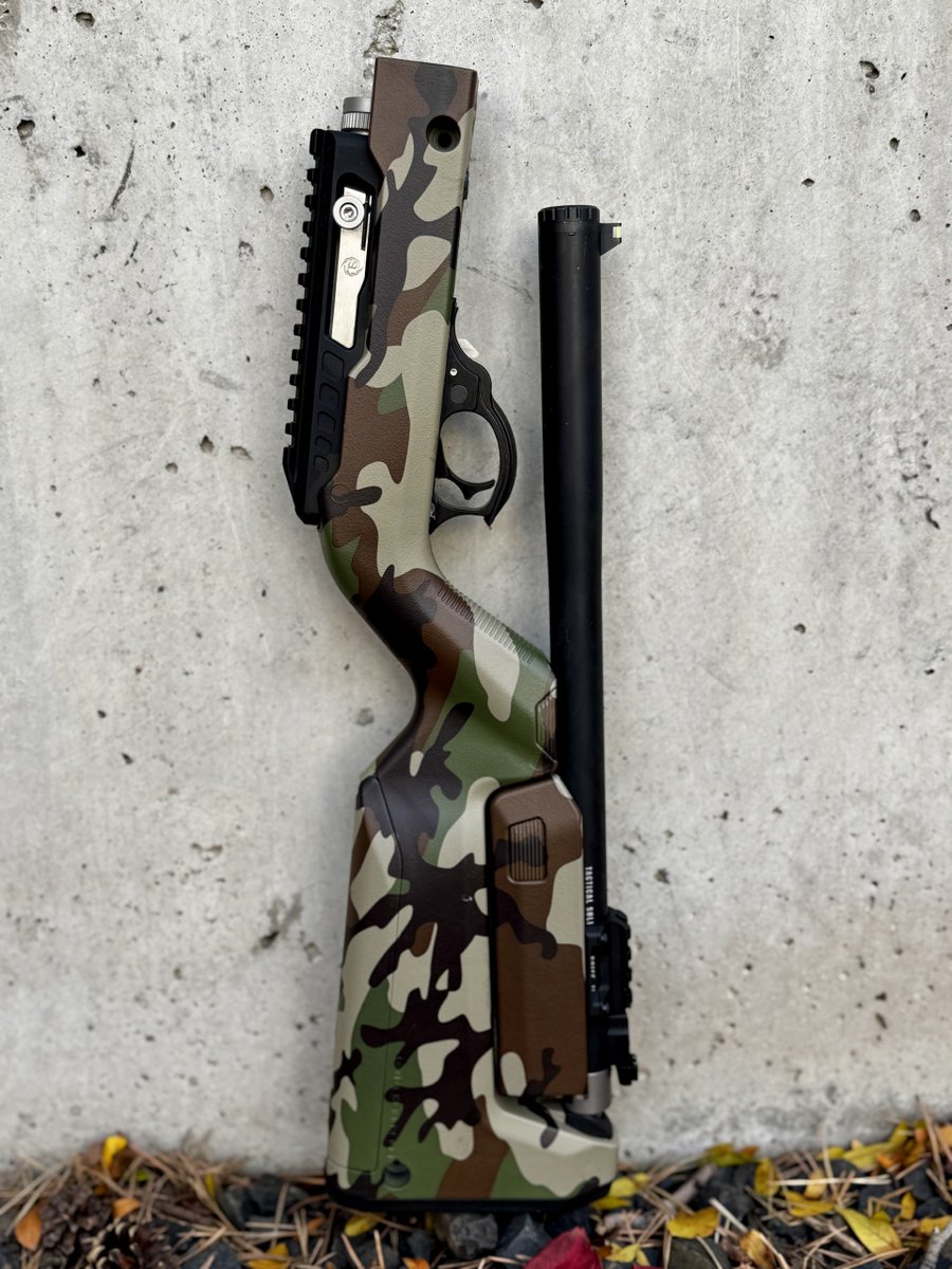 Quiet now… the M81 pattern, elusive and elegant, finds its ideal counterpart in the TacSol Takedown receiver and barrel. Together they move seamlessly through the wild, camouflage and precision in perfect harmony. It’s beautiful, isn’t it?