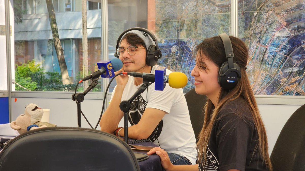 RModulada's tweet image. 💥 Nosotros la pasamos increíble en la @FESI_UNAM 🤩 @herbolaria_, la #Resistencia... ¡Hasta Goyo estuvo ahí! Escucha la transmisión de #VocesEnElCampus ft @Comunidad_UNAM ❤️ ¡Hoy en punto de las 20 horas por el 96.1 FM de @radiounam y radio.unam.mx! 📻