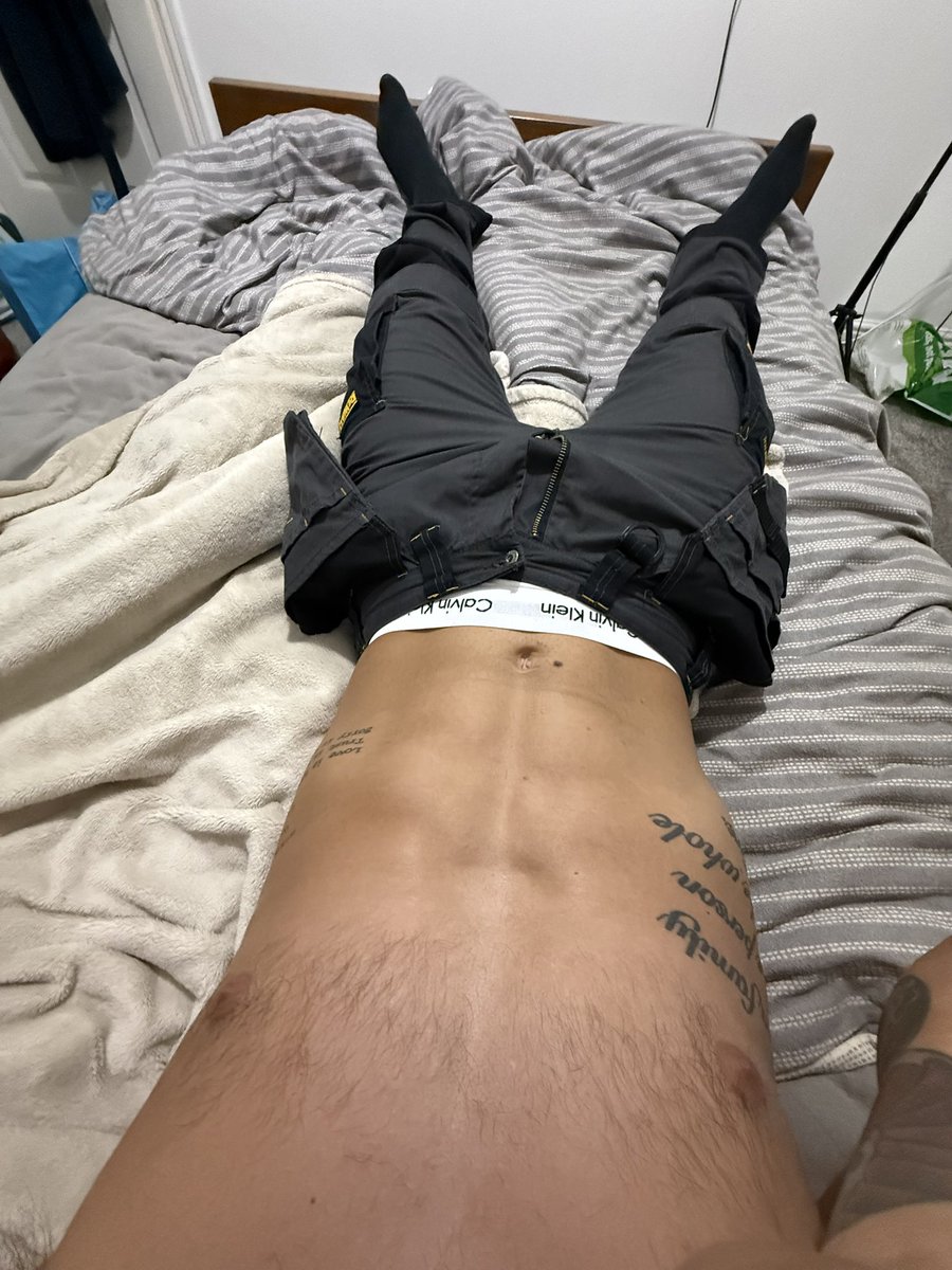 Simpsonleetommy's tweet image. Join me ? 

Repost if you would. 😳😍