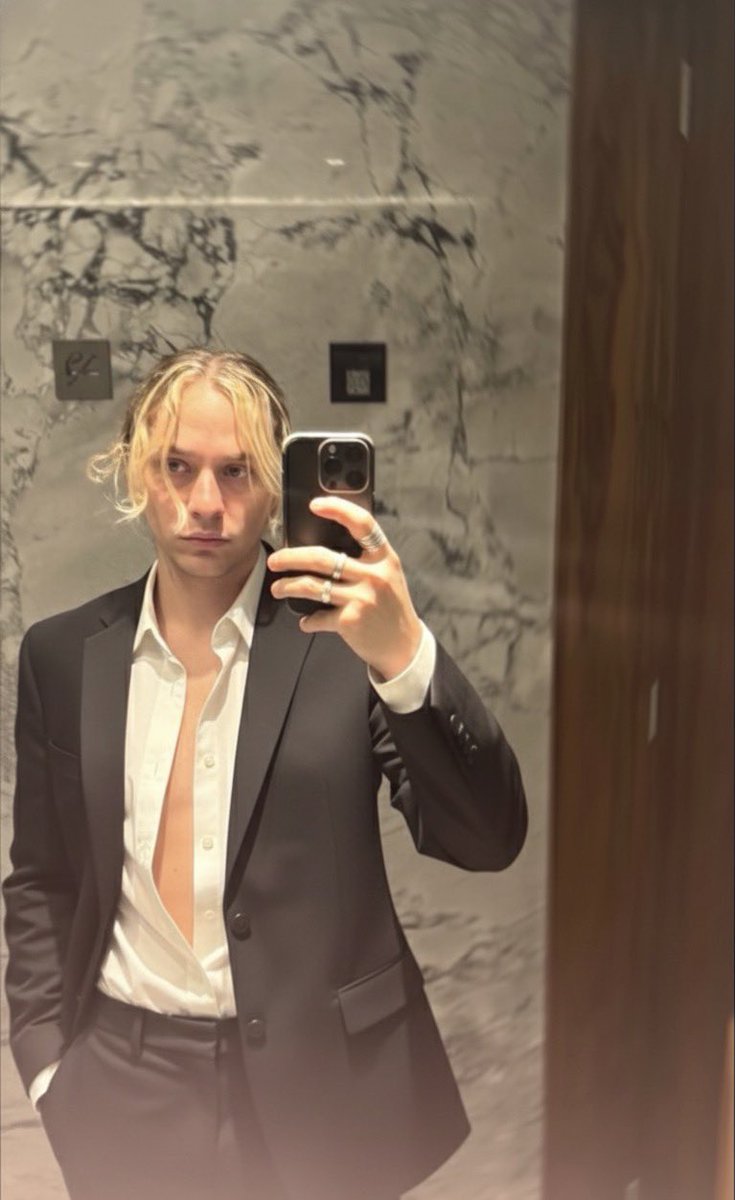 guadierbakera's tweet image. la última y ya la corto, DIOS ME HACE MAL