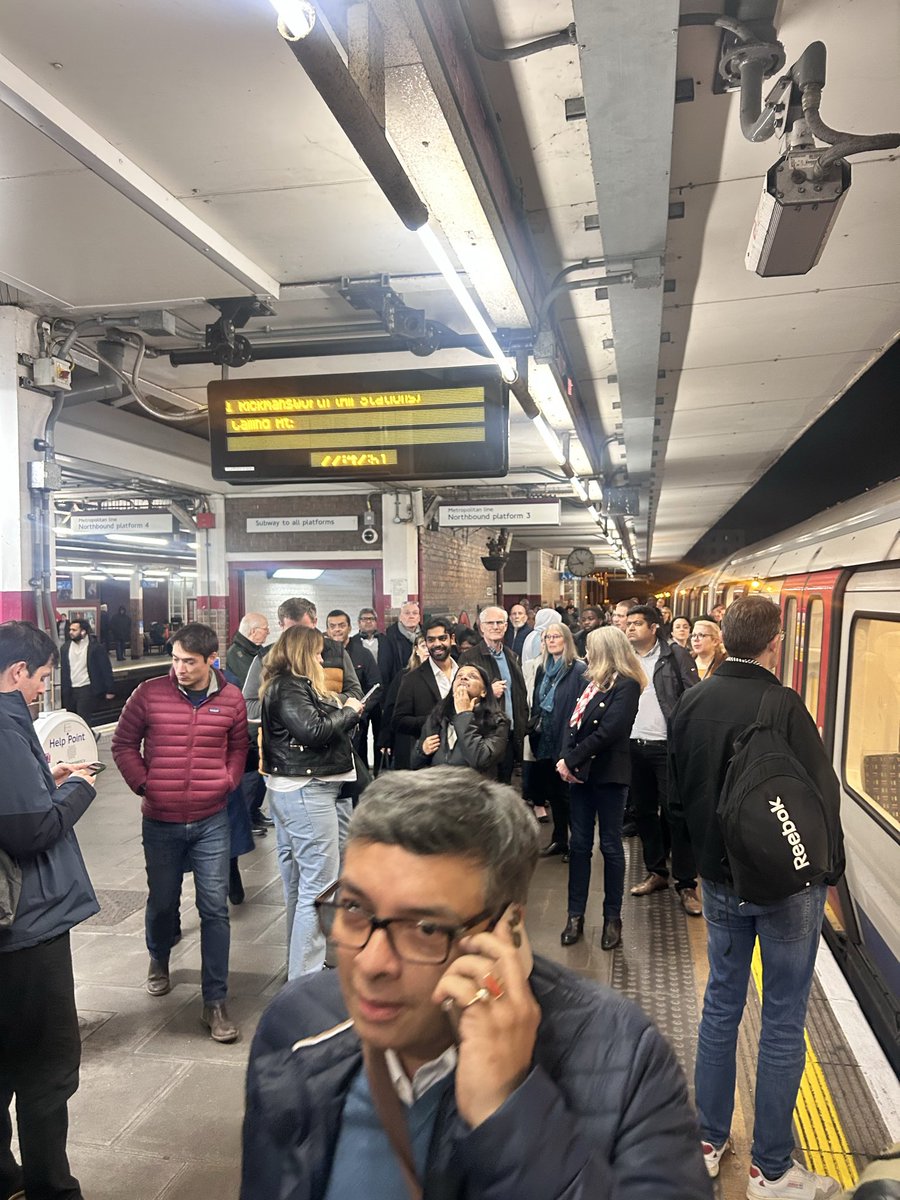 Absolute bloody chaos at Harrow-on-the-Hill as <a href="/TfL/">TfL</a> as #MetLine goes down again… no <a href="/chilternrailway/">Chiltern Railways</a> running either. Absolutely no announcements from staff, no clue what’s going on, all boards wrong, just a rumour that a passenger was told by a staff member to find an uber.