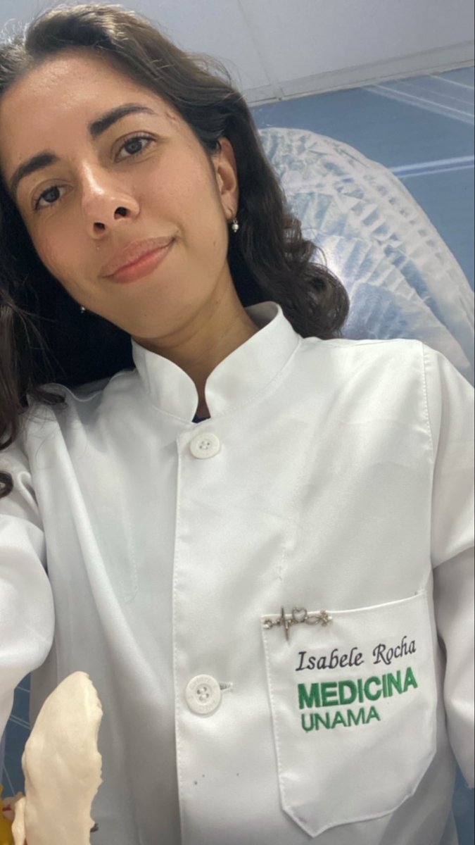 isa⁷ é med prouni 100%🩺 tweet media