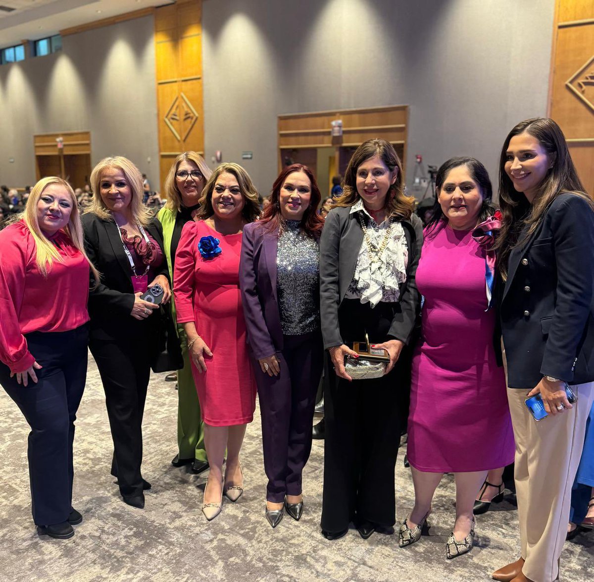 Presentes en el Congreso Nacional AMMJE 2025 – “Innovación: Retos y Cambios” 

Durante el 2o día del encuentro, tuvimos el honor de participar en el panel “La Mujer en la Multilateralidad”, donde destacamos la importancia de la cooperación internacional, la diplomacia feminista.