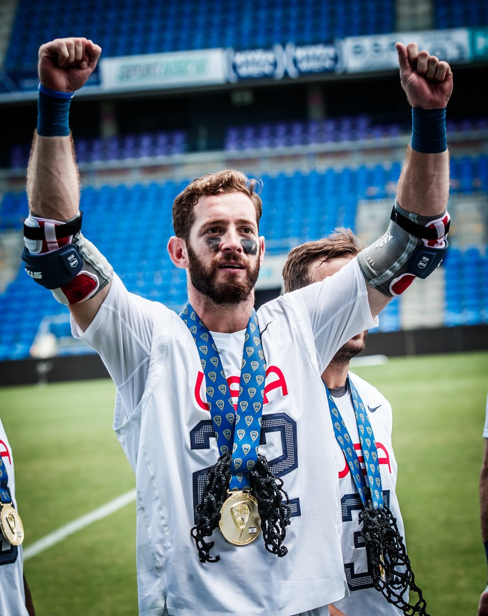 USALacrosseMag's tweet image. Ned Crotty’s 2010 star turn was a springboard for one of the brilliant playing careers of the 21st century.

On Jan. 11, he&apos;ll be inducted into the National Lacrosse Hall of Fame.

The making of a legend 🧵⤵️