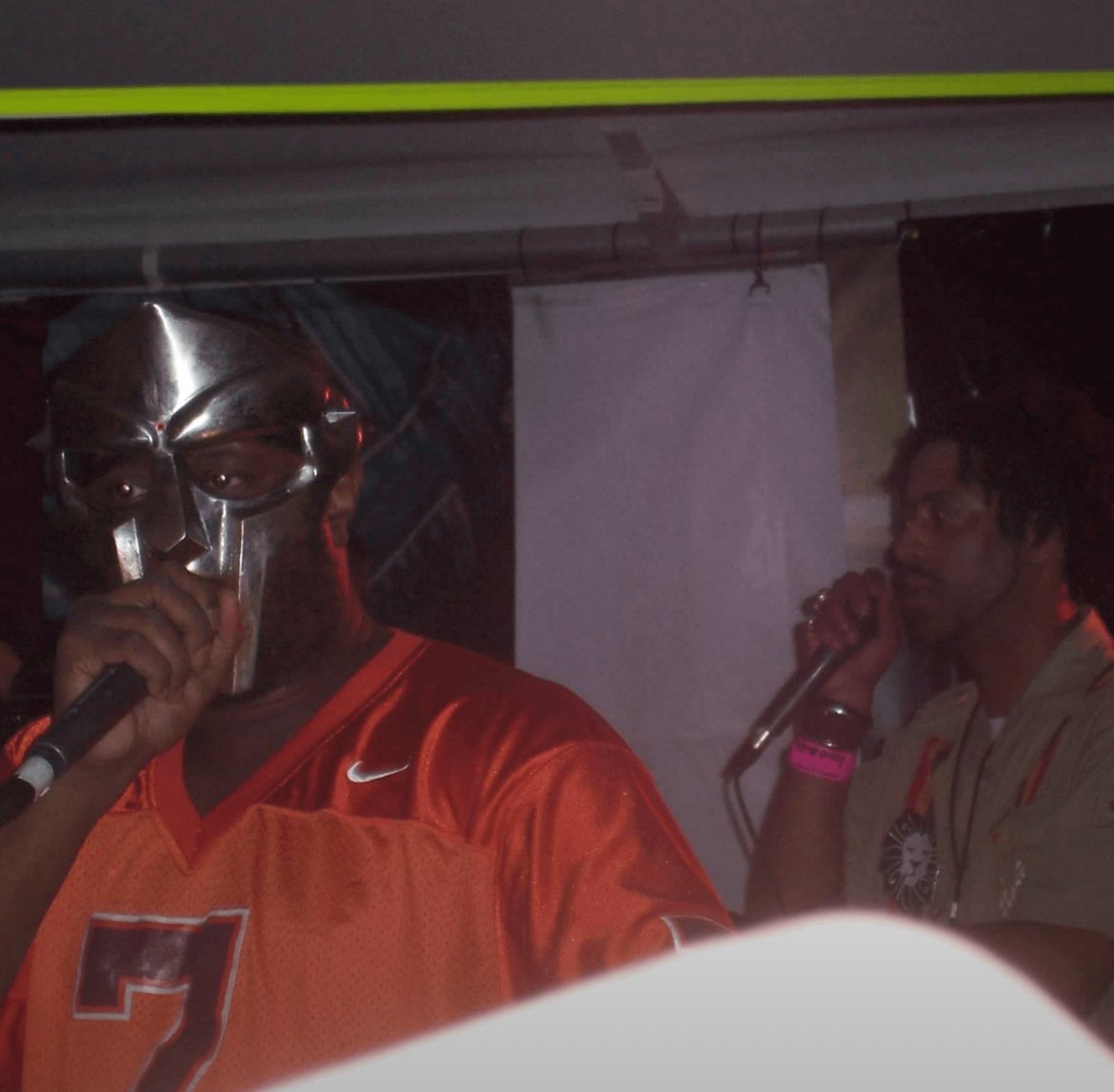 Steez_HH's tweet image. MF DOOM and Madlib performing at a show together