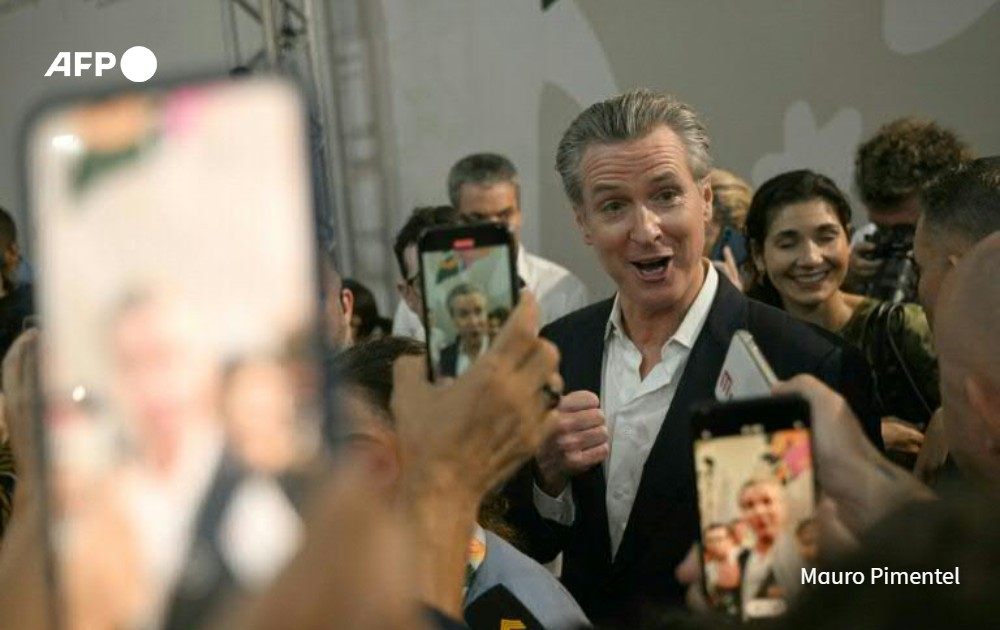 O #clima precisa se tornar "uma questão de custo de vida" nos #EstadosUnidos para que os americanos se interessem por esse assunto, afirmou em #Belém o governador da #Califórnia, Gavin Newsom
u.afp.com/SnQo #AFP por <a href="/IssamAhmed/">Issam Ahmed</a> via <a href="/istoe_dinheiro/">ISTOÉ Dinheiro</a> #COP30 #GavinNewsom