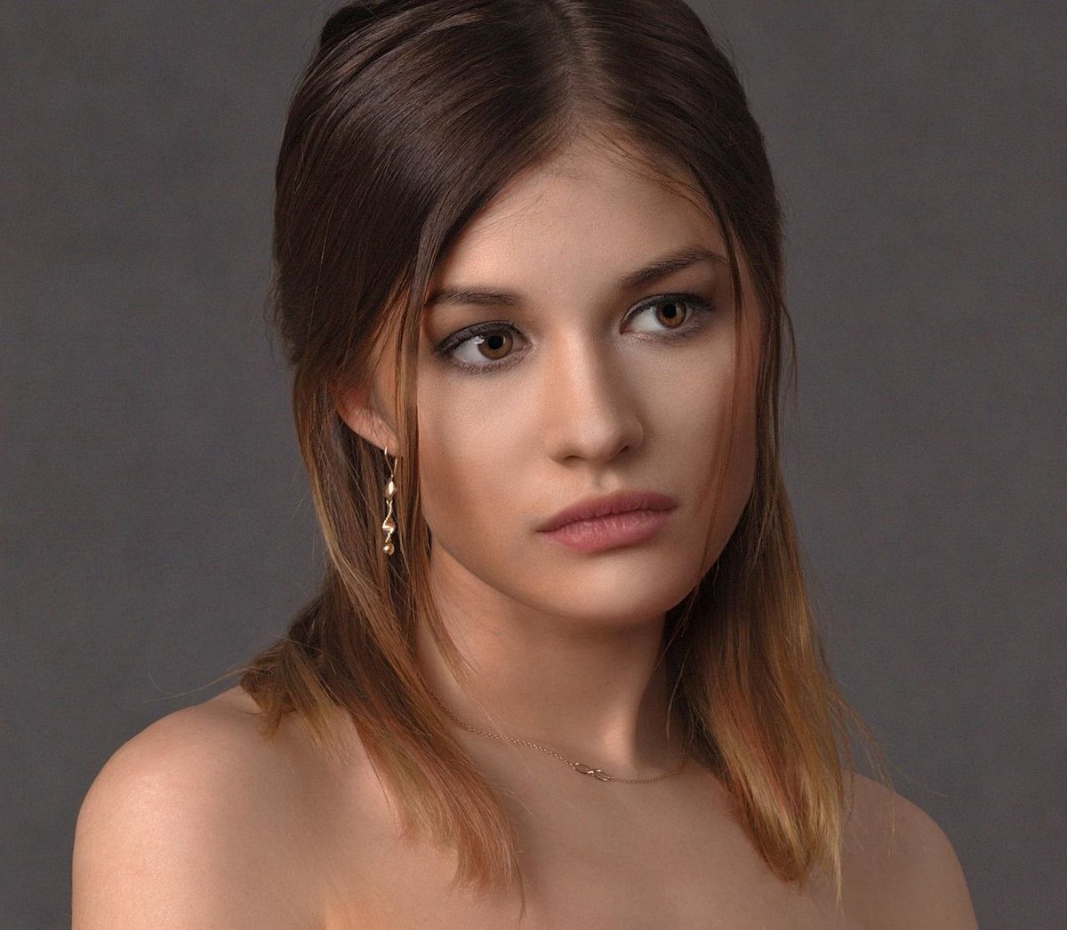 FinalFYIApp's tweet image. Write them a note that begins with “remember when…”
Because one day, that memory will keep them warm when you no longer can.

finalfyi.com